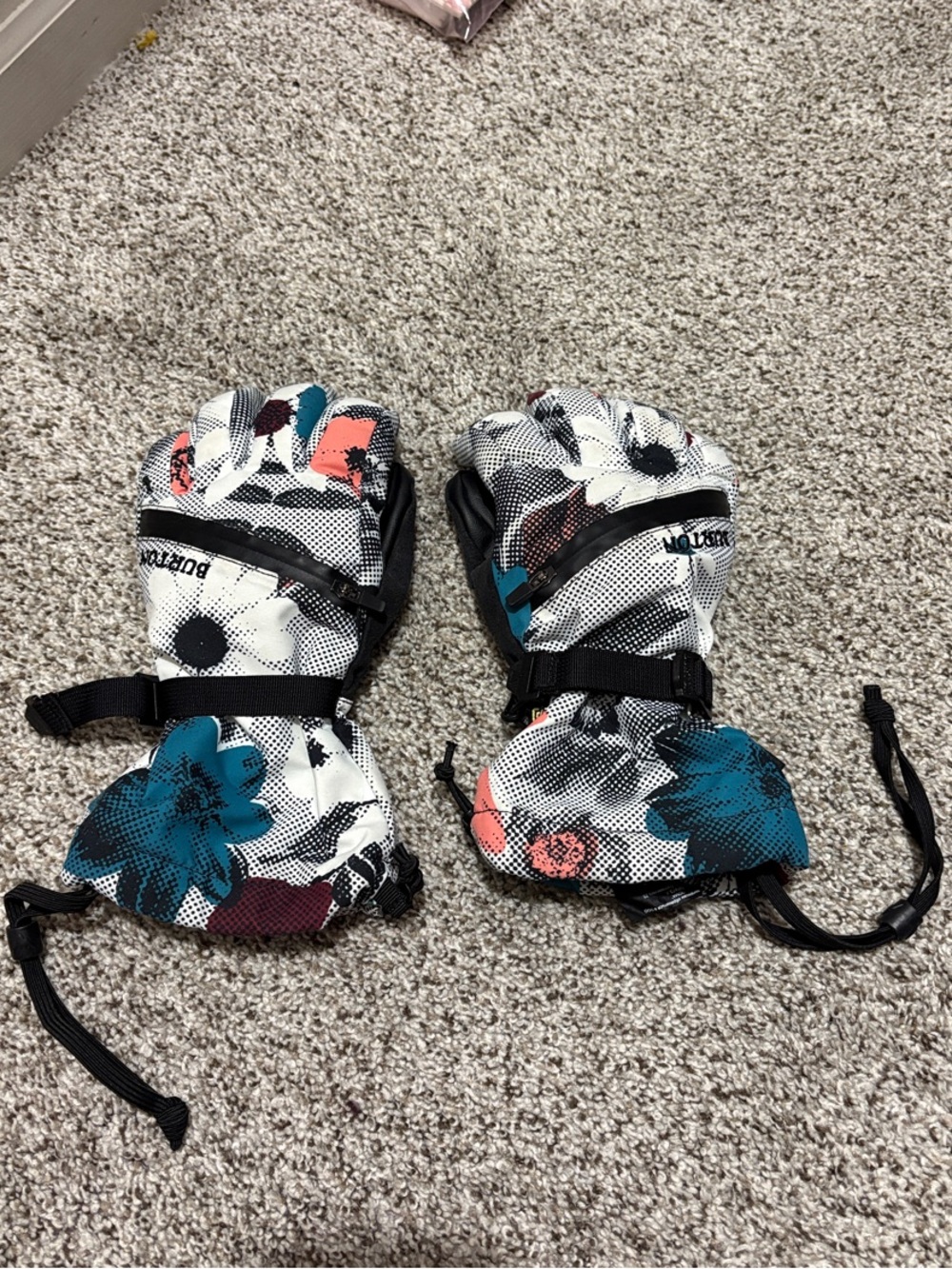 Burton Floral Ski/Mitten Gloves in Teal, Coral & Black